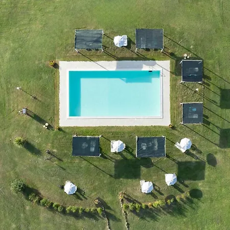 Hotiday Aparthotel 3*